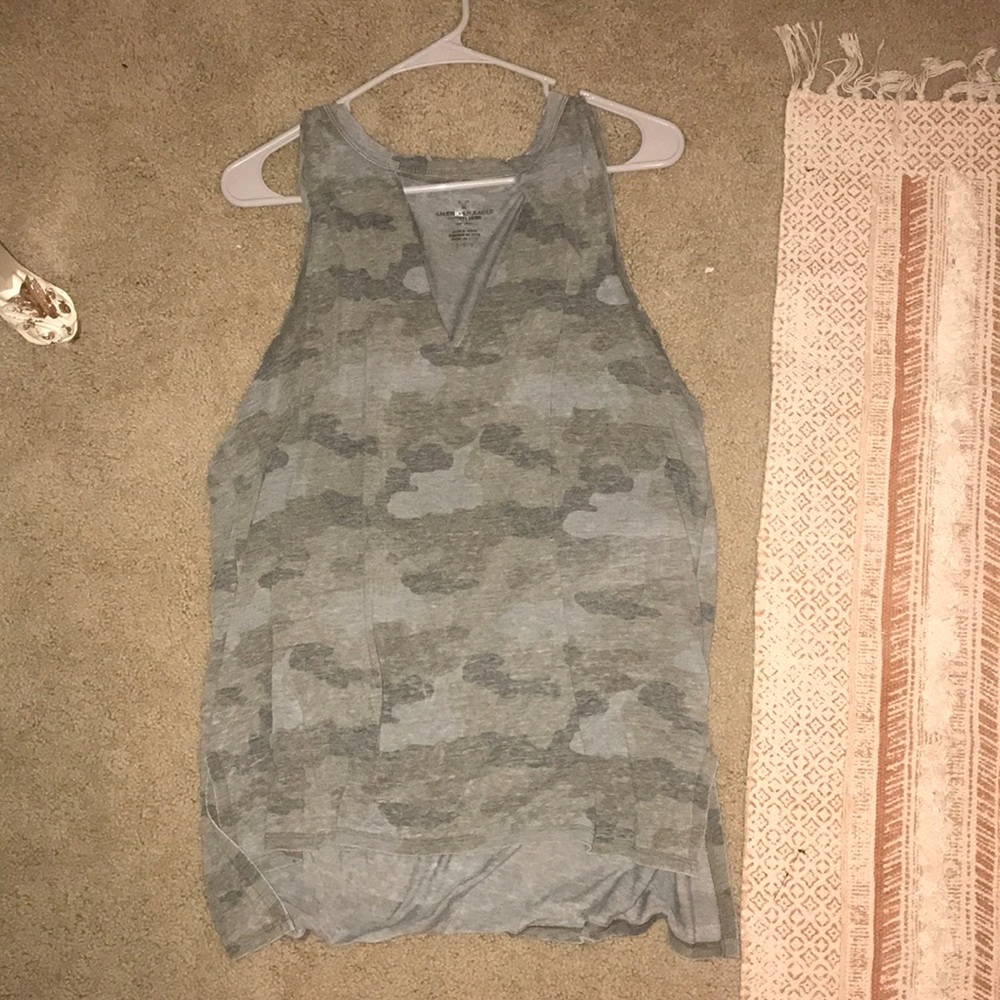 Camo tank